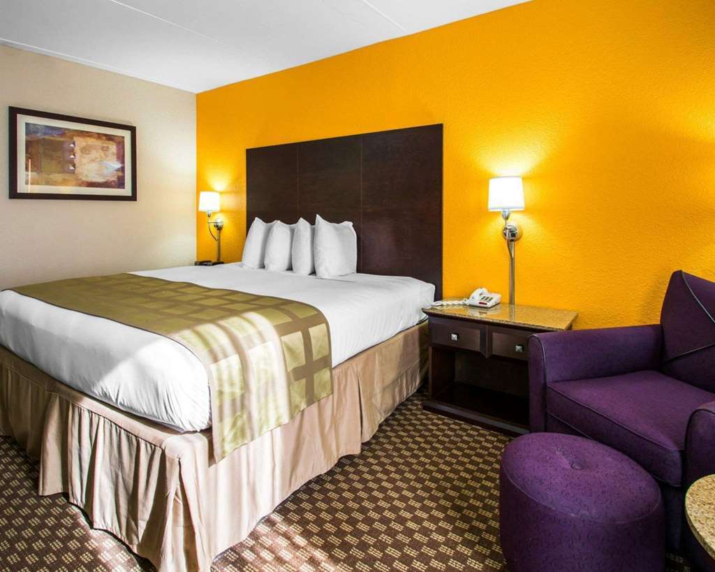 Quality Inn & Suites Tallahassee Room photo